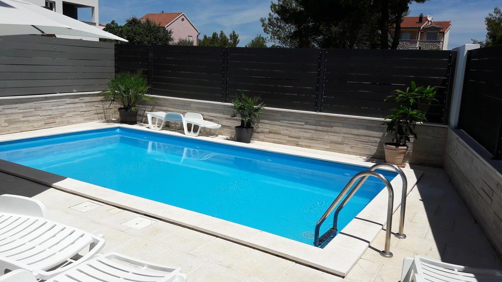 Apartments Hrvoje Vodice Exterior foto